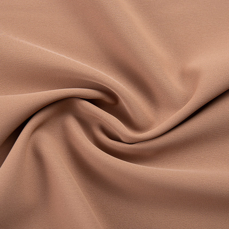 DS347 220GSM svijetlosmeđa visokoelastična mat filamentna nit protiv bora koja je pogodna za kožu 3/1 kosi poliester spandex tkanina rastezljiva u 4 smjera
